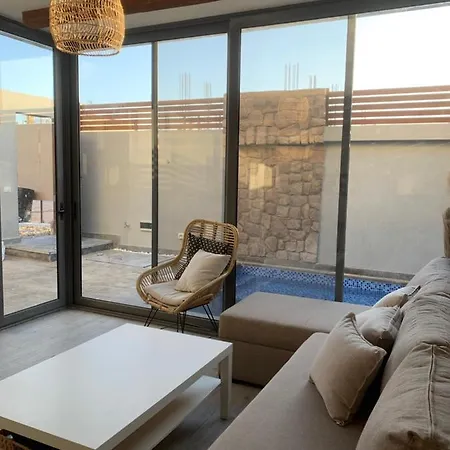 1 Bedroom Villa Up To 5 Guests With Heated Private Pool In Bali El Gouna-2